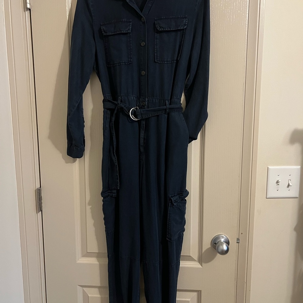 Velvet Heart Dark Blue Apparel